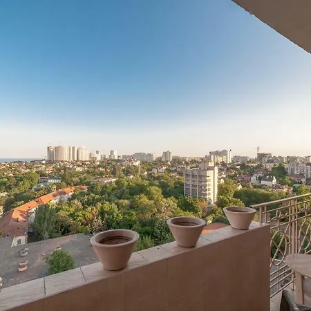 Апартаменти Spacious Vip *